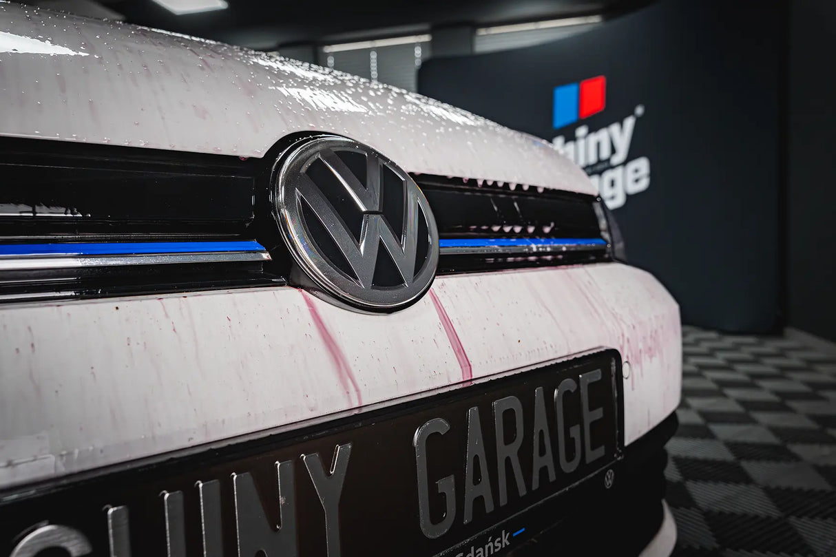 Shiny Garage D Tox Flyverust fjerner & fælgrens efter det sprøjtes på volkswagen golf 1
