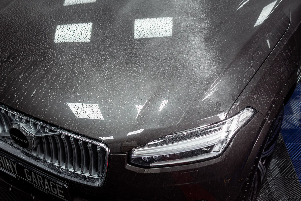 Shiny Garage Carnauba Spray voks vandet perler Volvo XC90