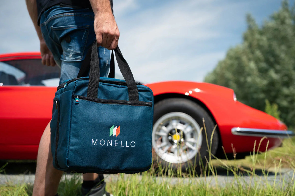 Monello Cubo Detailing bag bilpleje taske ses i brug