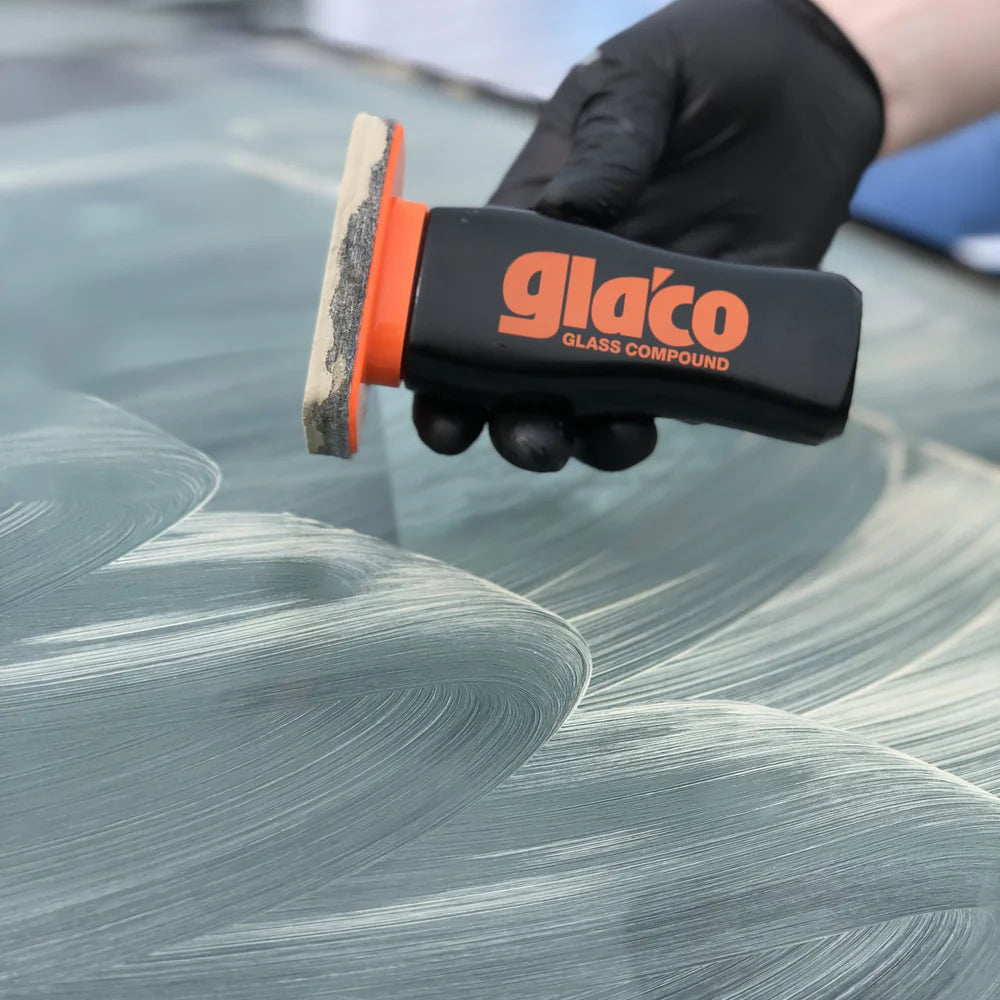 Soft99 Glaco Glass Compound Roll On i brug